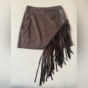 NWT Fringe Mini Skirt - Women’s Medium Brown - Western Faux Suede Rodeo Cowgirl